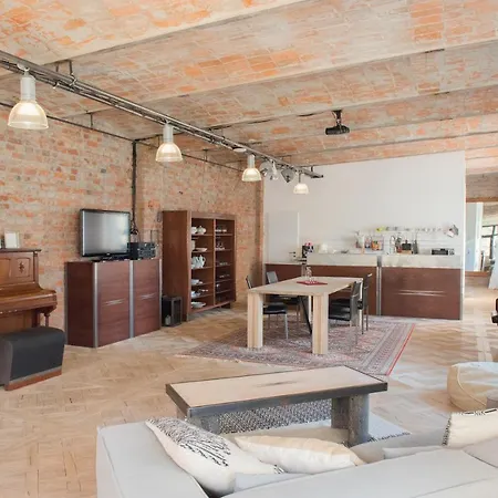 Freiraum Loft *